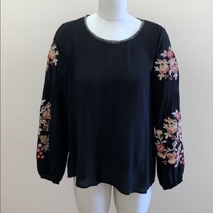 NWT Black embroidered blouse